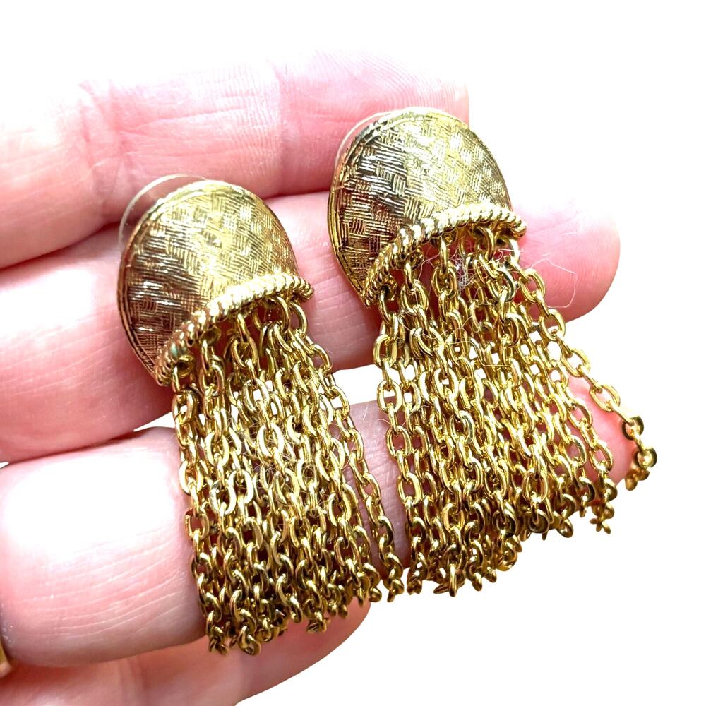 Vintage pierced earrings textured gold chain dangles unique dramatic dressy
